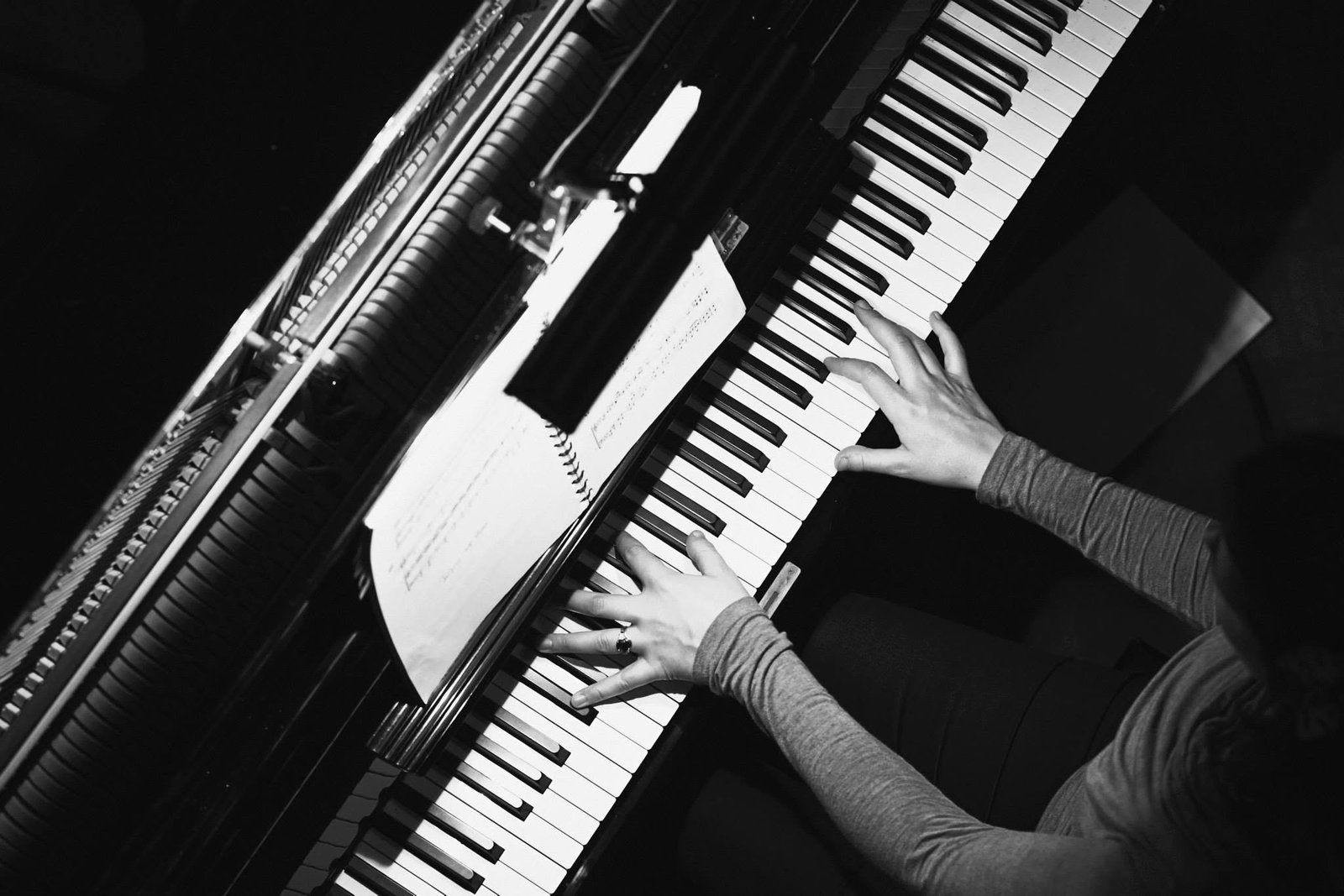 Bertille Monsellier – Cheffe d'orchestre & cheffe de chant